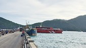 Cảng Bến Đầm tại huyện Côn Đảo, nơi tiếp nhận hành khách, hàng hóa khi đến đảo