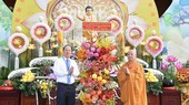佛历2567年佛诞大典隆重举行