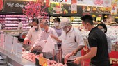 Hàng tết phong phú chủng loại, giá bình ổn