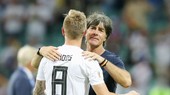 Thầy trò HLV Joachim Loew tiếp tục may mắn. Ảnh: Getty Images