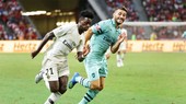 Sead Kolasinac (phải) chấn thương nặng là cú sốc thật sự với Arsenal. Ảnh: Getty Images