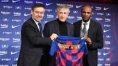HLV Quique Setien rạng rỡ trong ngày ra mắt… Ảnh: Getty Images