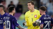Wojciech Szczesny tiết lộ anh đã thua cược 100 EUR với Lionel Messi.