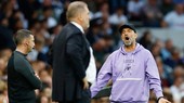 HLV Jurgen Klopp đã cay đắng khi chứng kiến đội thua một trận đấu có quá nhiều bất công.