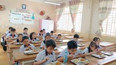 Nỗi lo an toàn thực phẩm bếp ăn trường học