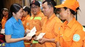 Tổ chức công đoàn TPHCM chăm lo tết đến người lao động ngành công ích