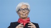 Chủ tịch ECB Christine Lagarde phát biểu tại một cuộc họp báo ở Frankfurt, Đức. (Ảnh: AFP/TTXVN)