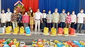 Chi hỗ trợ 321.000 lao động khó khăn do dịch Covid-19