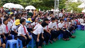 Students at a secondary school in Quảng Nam Province. The province is looking to develop an international standard education system that focuses on human resources. — VNS Photo Công Thành