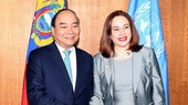 Prime Minister Nguyen Xuan Phuc (L) and President of the UN General Assembly Maria Fernanda Espinosa Garces (Source: VNA)