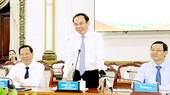 Bí thư Thành ủy TPHCM Nguyễn Văn Nên phát biểu trong buổi tiếp Đoàn tân Trưởng cơ quan đại diện Việt Nam tại nước ngoài. Ảnh: TTXVN