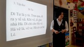 Thứ trưởng Bộ GD-ĐT giải thích về vụ “lùm xùm” liên quan SGK lớp 1