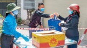 TPHCM nhanh chóng hỗ trợ người nghèo để đẩy mạnh cuộc chiến chống covid.