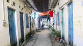 Những khu nhà trọ san sát hiện nay tại các đô thị lớn rất khó cho vấn đề chống dịch.