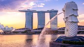 Merlion, sinh vật kết hợp biểu tượng của cá và sư tử, một biểu tượng của đất nước Singapore.