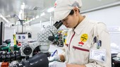 Phải phân loại nhà đầu tư đến từ nước nào mới được ưu đãi. Ảnh minh họa: VIẾT CHUNG