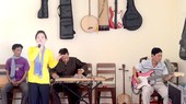 Trăm năm vọng lại tiếng đờn - Tiếng đờn cần một không gian