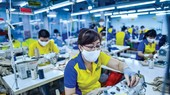 Dệt may là một trong những ngành tăng trưởng rất mạnh với kim ngạch xuất khẩu rất lớn, nhưng đã có xu hướng chậm lại trong những tháng cuối năm 2022 và nguy cơ kéo dài đến năm 2023.