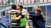 Inter Milan ăn mừng chiến thắng