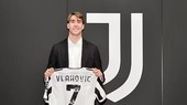 Dusan Vlahovic gkilo71i thiếu chiếc áo số 7 ở Juventus