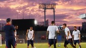 Các cầu thủ PSG trên sân tập
