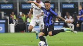 Lautaro Martinez ghi bàn khi vào sân từ băng dự bị