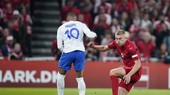 Kylian Mbappe và cuộc đụng độ Đan Mạch