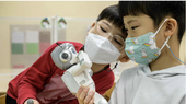 Robot cỡ nhỏ từng được dùng làm công cụ hỗ trợ giảng dạy ở các trường mẫu giáo Hàn Quốc. Ảnh : Getty Images
