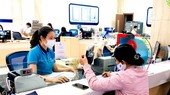 Giảm lãi suất hỗ trợ DN bị ảnh hưởng do Covid-19, ngân hàng có thiệt?