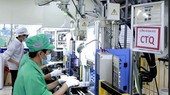 Công ty Youngbag Việt Nam Khu công nghiệp Bình Xuyên, Vĩnh Phúc là doanh nghiệp 100% vốn Hàn Quốc. (Ảnh: Hoàng Hùng/TTXVN)