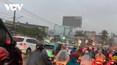 Cảnh ùn tắc đoạn qua cầu Ông Dầu