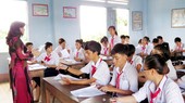 Theo báo cáo giám sát, còn nhiều bất hợp lý trong phân giao biên chế viên chức giáo dục.