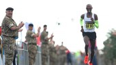 Mo Farah trên đường chạy