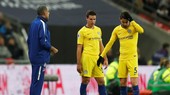 Jorginho (phải) và HLV Sarri phải nhanh chóng rút ra bài học về "trận Wembley"