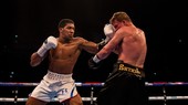 AJ "cơ bắp" trong trận thắng Alexander Povetkin