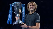 Zverev và chiếc cúp vô địch ATP Finals