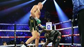 Wilder ngã sấp mặt trong trận thua Fury hồi tháng 2