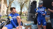 Jakobsen và Evenepoel khi còn đang khỏe mạnh ở đầu mùa giải năm nay