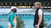 Logan to cao hơn Mayweather, nhưng sát khí và đẳng cấp lại thấp hơn