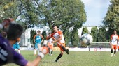 Hùng Bari và cú dứt điểm trên chấm 11 mét, giúp Nghĩa Tình - Kim Ngân giành chiến thắng