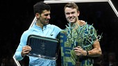 Djokovic và Rune thể hiện sự thân tình, không hề có sự phân chia kẻ thắng - người bại