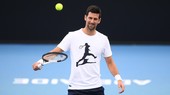 Djokovic tươi cười ở Adelaide