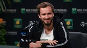 Medvedev ở Indian Wells vẫn phải trả lời phỏng vấn liên quan đến... Wimbledon