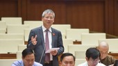 ĐB Nguyễn Anh Trí (Hà Nội) phân tích về giá dịch vụ y tế tại phiên họp sáng 6-4