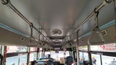 Người Sài Gòn san sẻ yêu thương trên những chuyến xe buýt