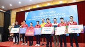 Các tay vợt của đội tuyển bóng bàn Việt Nam bắt đầu chương trình tập luyện mới sau SEA Games 31. Ảnh: LƯỢNG LƯỢNG