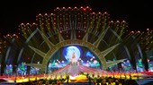 Lễ khai mạc diễn ra đầy ý nghĩa vào tối 9-12.