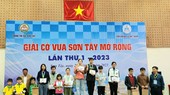 Các kỳ thủ trẻ đã được tham dự giải để cọ xát chuyên môn. Ảnh: MINH MINH