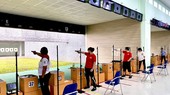 Bắn súng Việt Nam phải dùng đạn dè xẻn trong tập luyện thường ngày. Ảnh: D.P