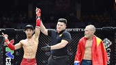 Trận đấu giữ Trần Ngọc Lượng và Robson Oliveria được người hâm mộ MMA Việt Nam rất quan tâm theo dõi. Ảnh: VMMAF